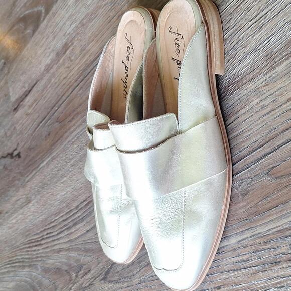 Free People Metallic Slip On Shoe Size 5.5 - Picture 3 of 9